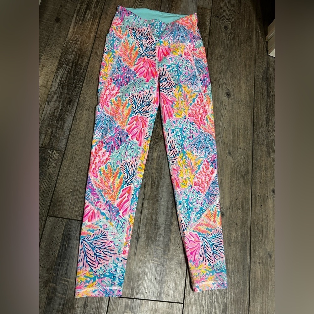 Lilly Pulitzer Coral floral Luxletic Yoga Leggings Mesh at ankles